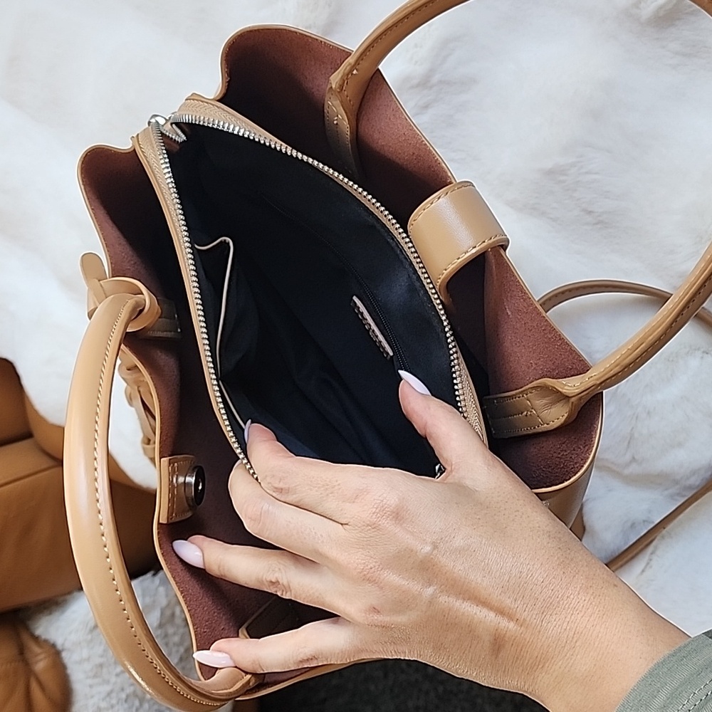 leather bag - Picture 7 of 16